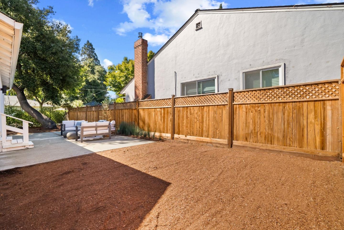 Detail Gallery Image 20 of 27 For 903 Laurel Ave, Menlo Park,  CA 94025 - 3 Beds | 1 Baths