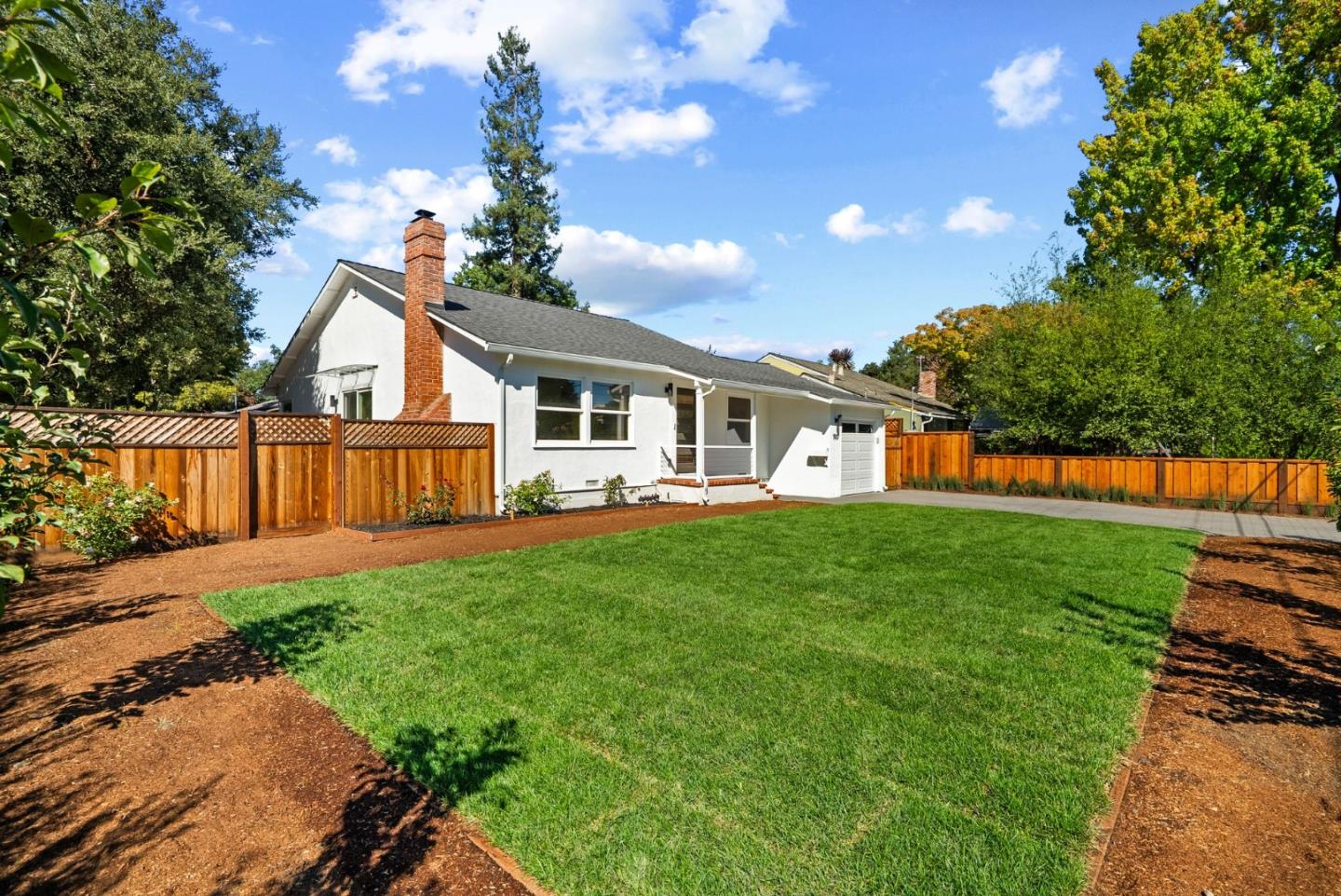 Detail Gallery Image 25 of 27 For 903 Laurel Ave, Menlo Park,  CA 94025 - 3 Beds | 1 Baths