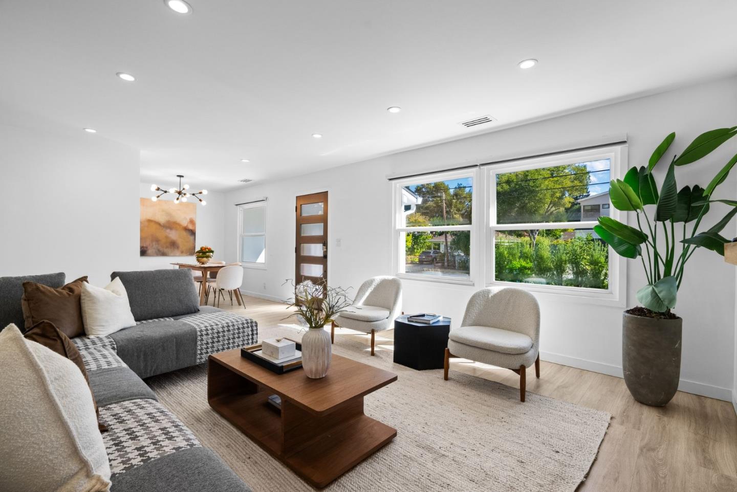 Detail Gallery Image 4 of 27 For 903 Laurel Ave, Menlo Park,  CA 94025 - 3 Beds | 1 Baths