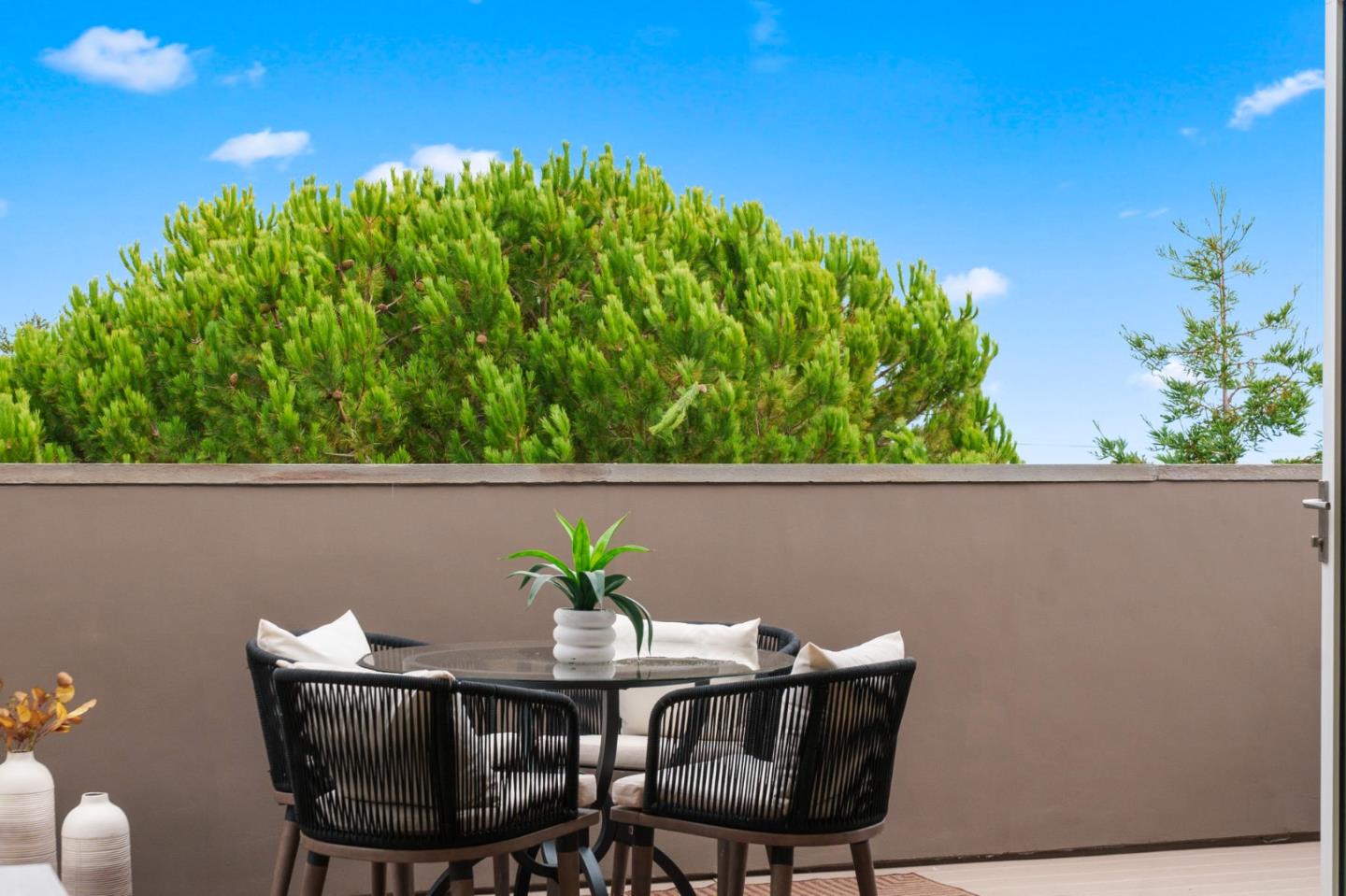 Detail Gallery Image 24 of 94 For 841 Bayview Way, Redwood City,  CA 94062 - 4 Beds | 5 Baths