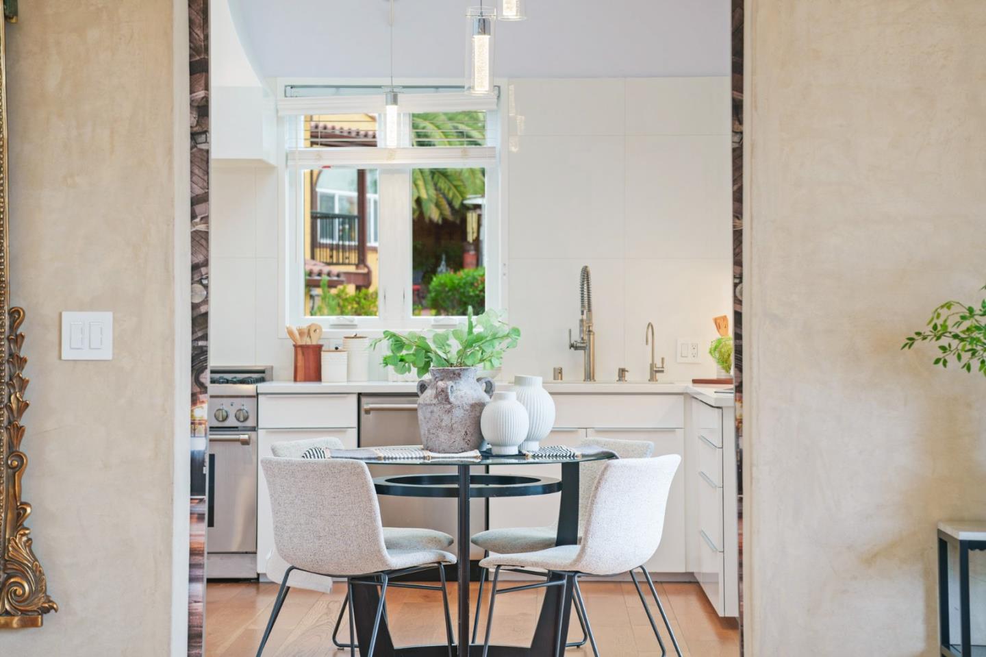 Detail Gallery Image 42 of 94 For 841 Bayview Way, Redwood City,  CA 94062 - 4 Beds | 5 Baths