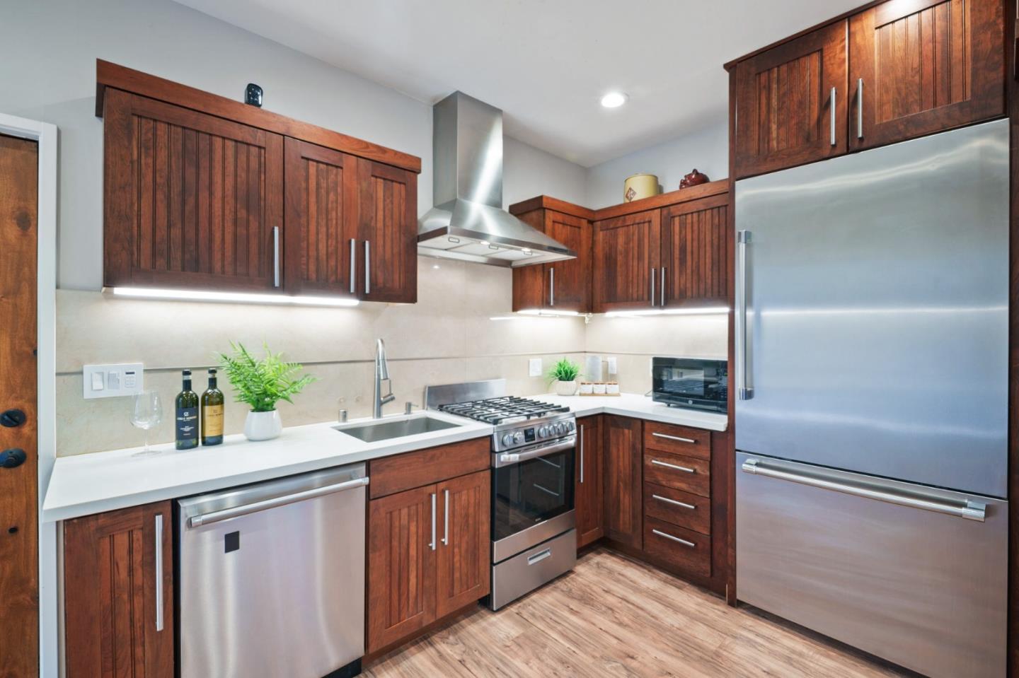 Detail Gallery Image 64 of 94 For 841 Bayview Way, Redwood City,  CA 94062 - 4 Beds | 5 Baths