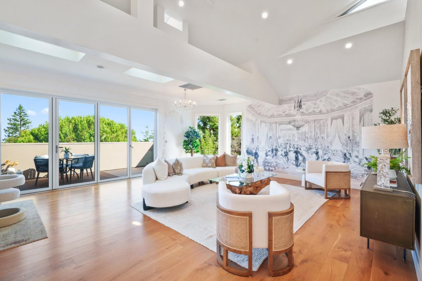 Detail Gallery Image 7 of 94 For 841 Bayview Way, Redwood City,  CA 94062 - 4 Beds | 5 Baths