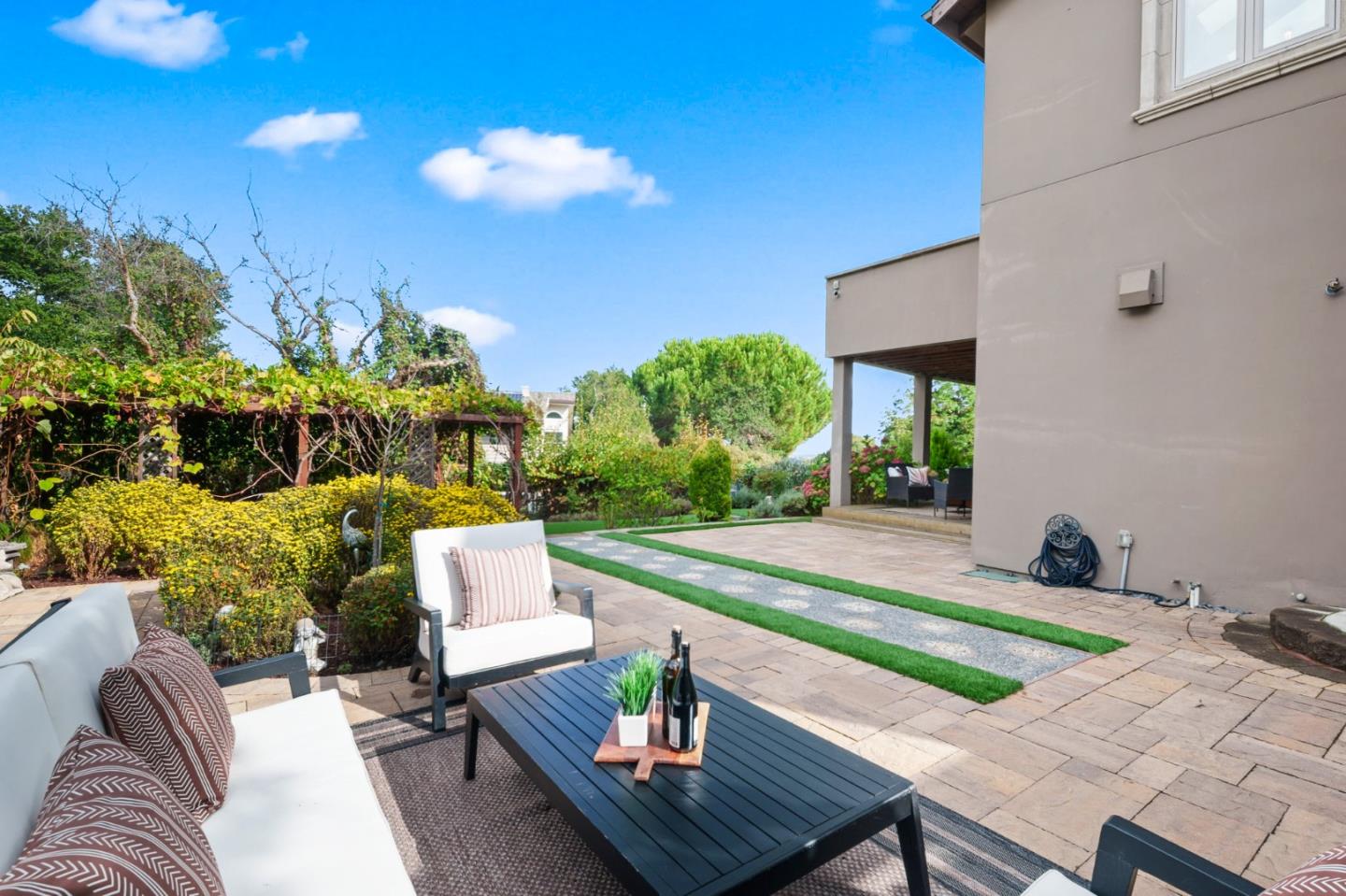 Detail Gallery Image 73 of 94 For 841 Bayview Way, Redwood City,  CA 94062 - 4 Beds | 5 Baths