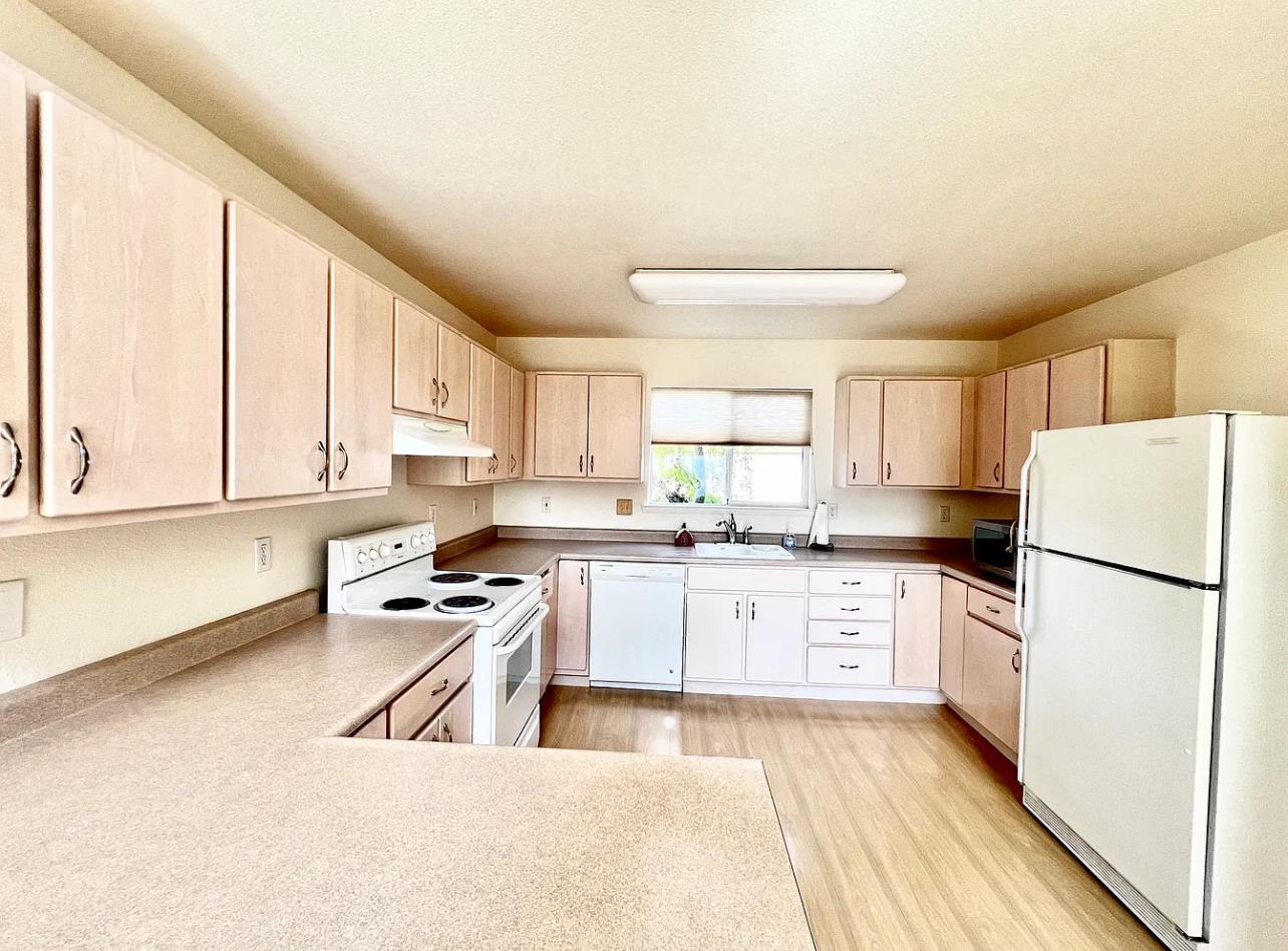 Detail Gallery Image 12 of 14 For 10952 Prieta Ct, San Jose,  CA 95127 - 1 Beds | 1 Baths