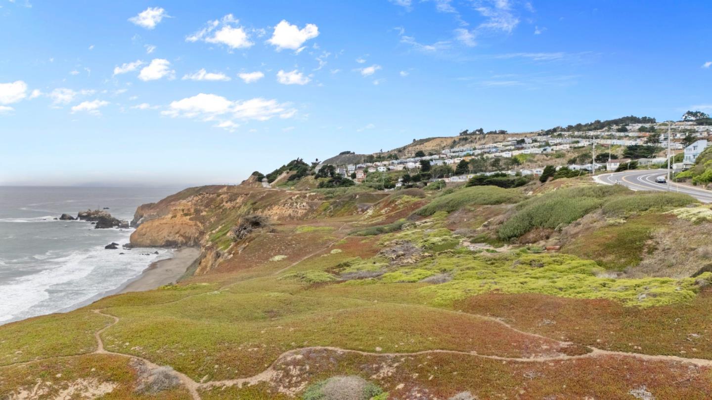 Detail Gallery Image 3 of 6 For 4000 Palmetto Ave, Pacifica,  CA 94044 - – Beds | – Baths