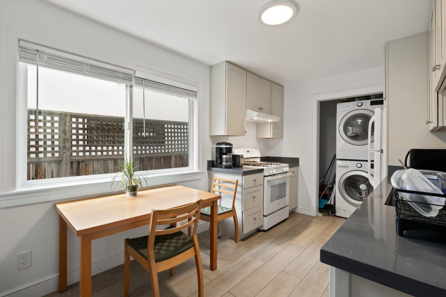 Detail Gallery Image 6 of 14 For 1819 Carleton St, Berkeley,  CA 94703 - – Beds | – Baths