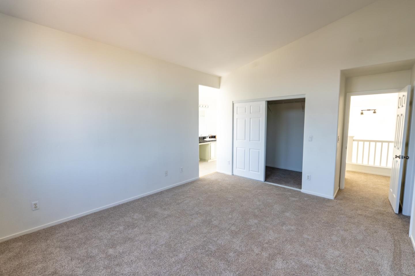 Detail Gallery Image 28 of 44 For 441 Adrian Ct, Hollister,  CA 95023 - 5 Beds | 3 Baths