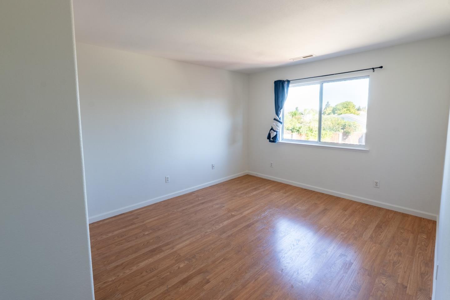 Detail Gallery Image 35 of 44 For 441 Adrian Ct, Hollister,  CA 95023 - 5 Beds | 3 Baths