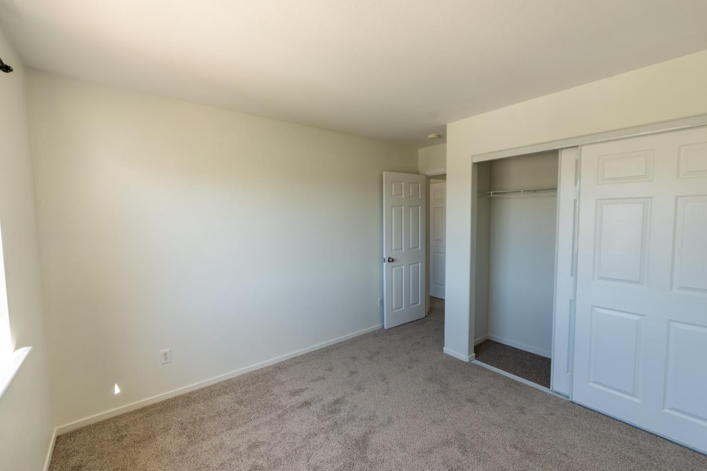 Detail Gallery Image 40 of 44 For 441 Adrian Ct, Hollister,  CA 95023 - 5 Beds | 3 Baths