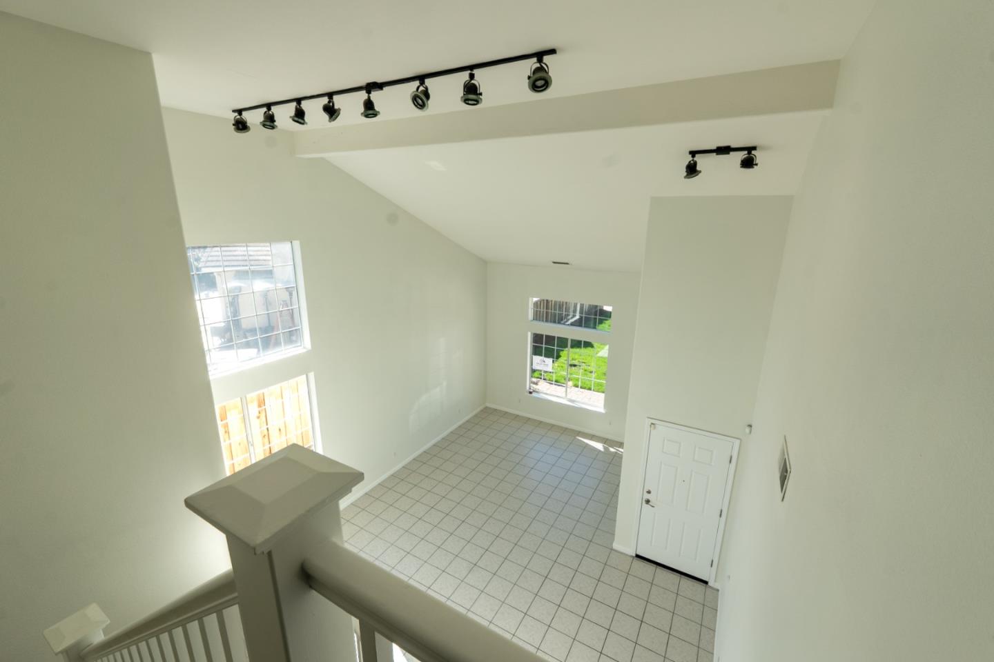 Detail Gallery Image 42 of 44 For 441 Adrian Ct, Hollister,  CA 95023 - 5 Beds | 3 Baths