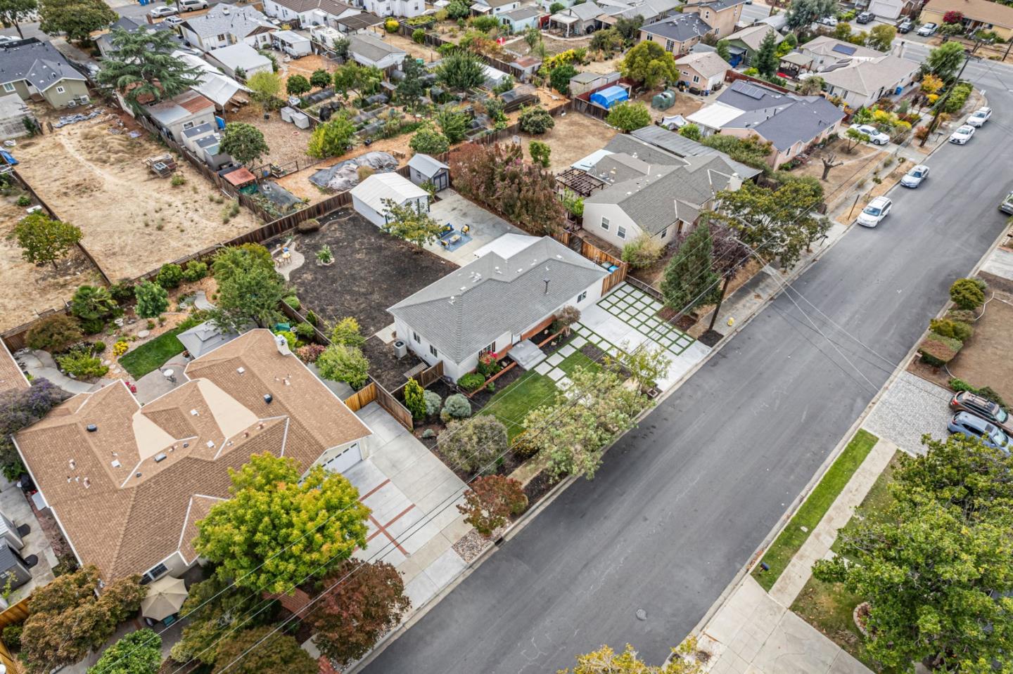 Detail Gallery Image 11 of 59 For 3972 Pepper Tree Ln, San Jose,  CA 95127 - 3 Beds | 2 Baths