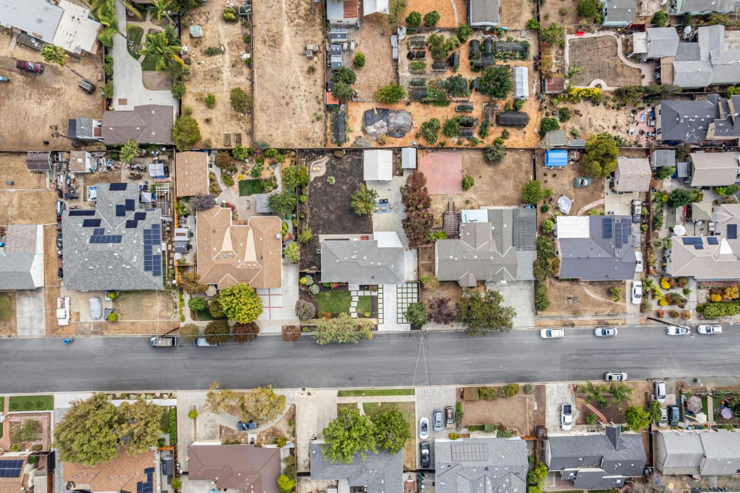 Detail Gallery Image 15 of 59 For 3972 Pepper Tree Ln, San Jose,  CA 95127 - 3 Beds | 2 Baths