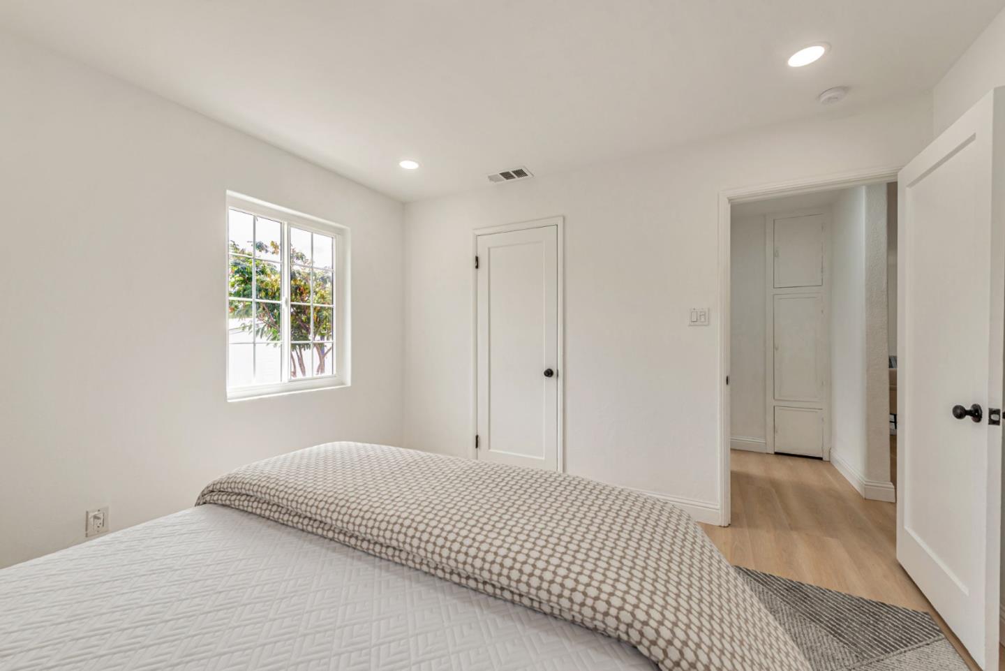 Detail Gallery Image 39 of 59 For 3972 Pepper Tree Ln, San Jose,  CA 95127 - 3 Beds | 2 Baths