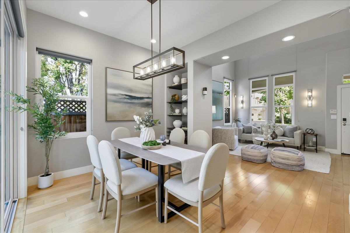 Detail Gallery Image 13 of 45 For 118 Magnolia Ln, Mountain View,  CA 94043 - 3 Beds | 3 Baths