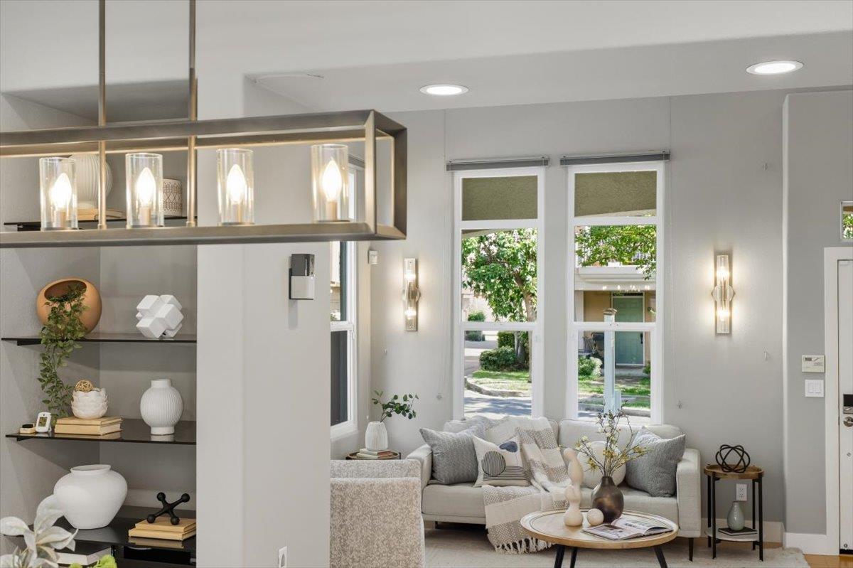 Detail Gallery Image 17 of 45 For 118 Magnolia Ln, Mountain View,  CA 94043 - 3 Beds | 3 Baths