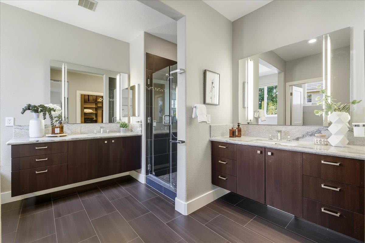 Detail Gallery Image 23 of 45 For 118 Magnolia Ln, Mountain View,  CA 94043 - 3 Beds | 3 Baths