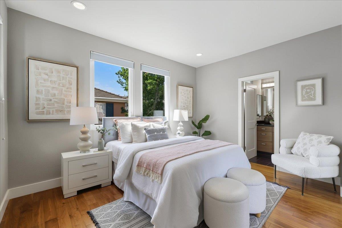 Detail Gallery Image 27 of 45 For 118 Magnolia Ln, Mountain View,  CA 94043 - 3 Beds | 3 Baths