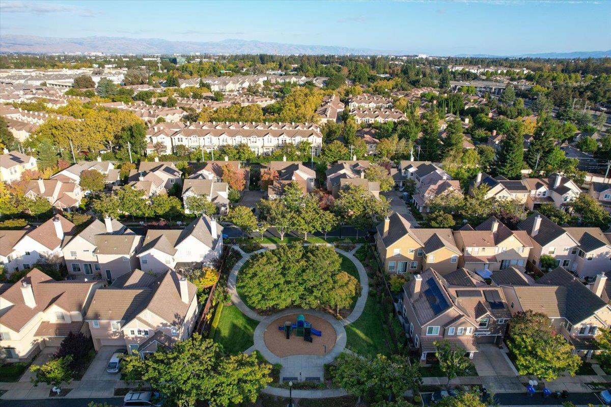 Detail Gallery Image 43 of 45 For 118 Magnolia Ln, Mountain View,  CA 94043 - 3 Beds | 3 Baths