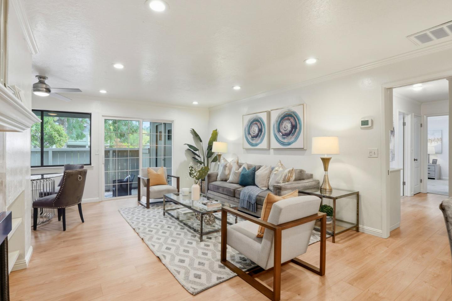 Detail Gallery Image 3 of 38 For 14351 Saratoga Ave a,  Saratoga,  CA 95070 - 2 Beds | 2 Baths