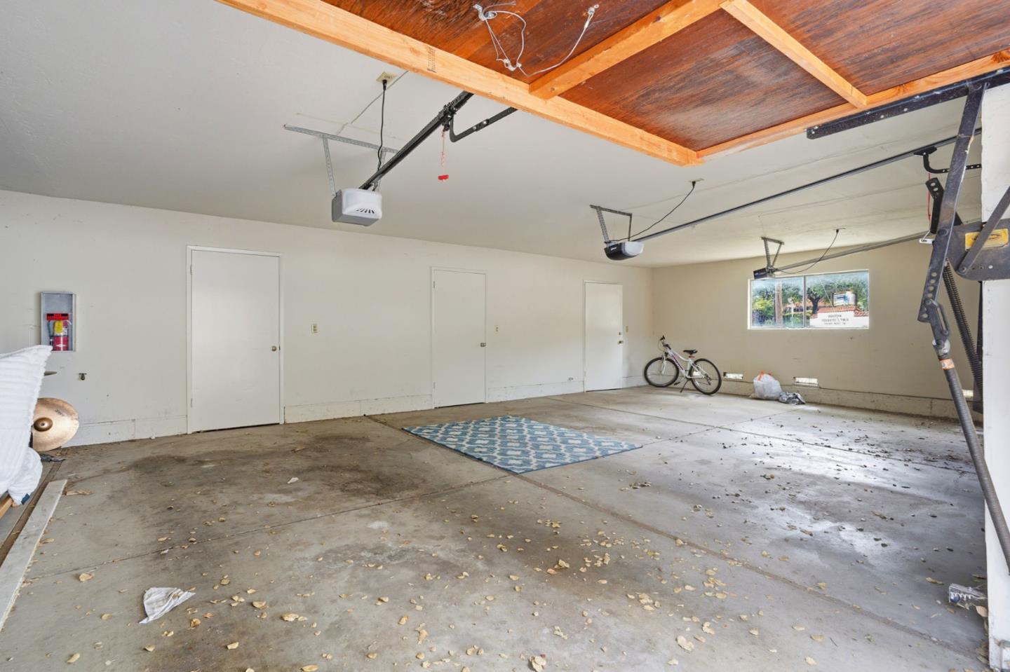 Detail Gallery Image 36 of 38 For 14351 Saratoga Ave a,  Saratoga,  CA 95070 - 2 Beds | 2 Baths