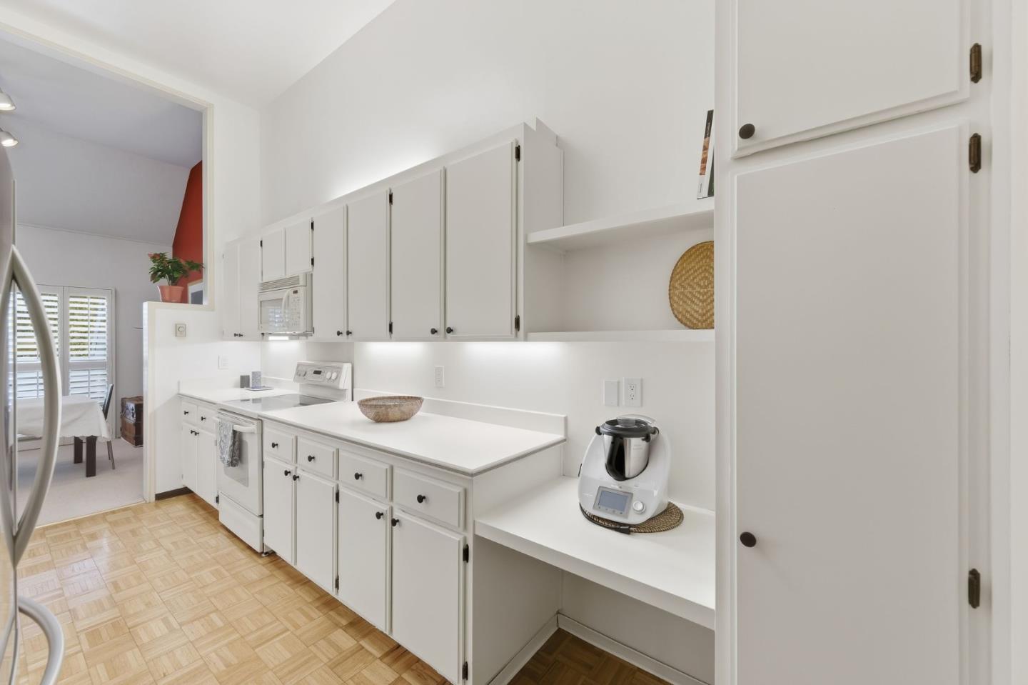 Detail Gallery Image 13 of 27 For 803 Balboa Ln, Foster City,  CA 94404 - 2 Beds | 2 Baths