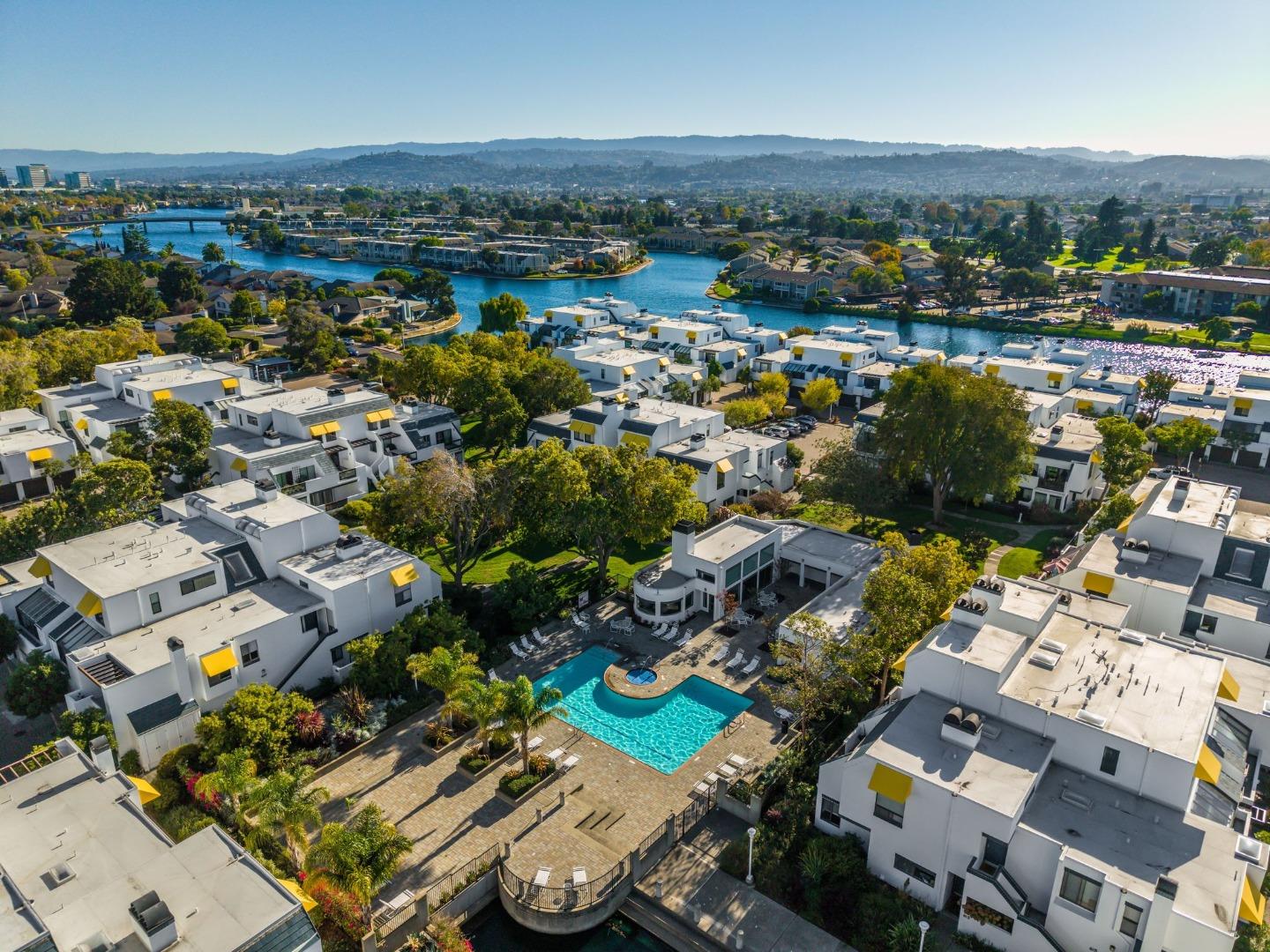 Detail Gallery Image 26 of 27 For 803 Balboa Ln, Foster City,  CA 94404 - 2 Beds | 2 Baths