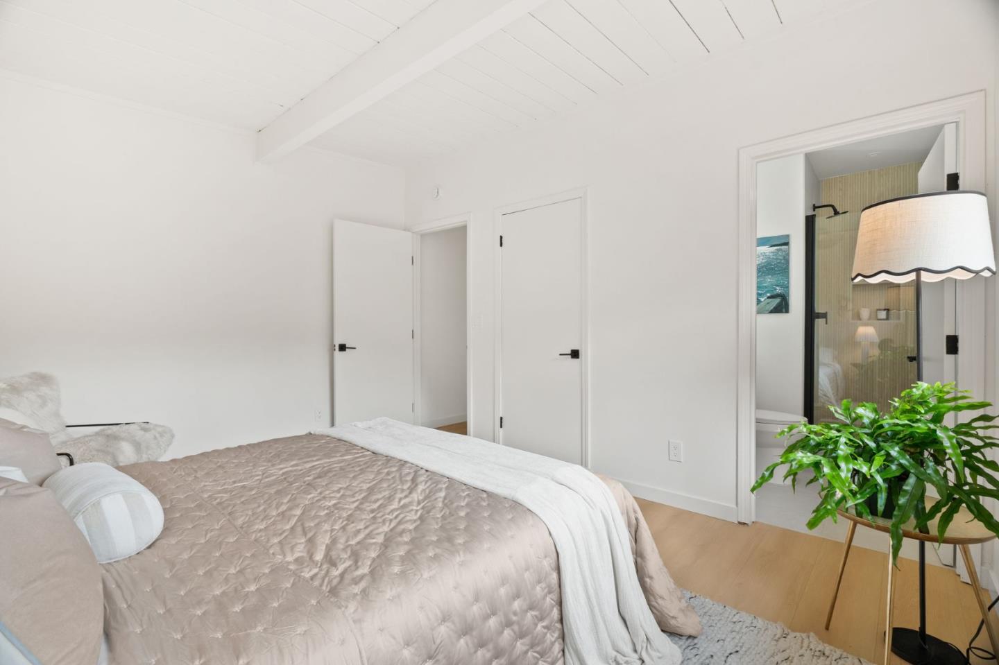 Detail Gallery Image 20 of 31 For 241 Hillside Dr, Pacifica,  CA 94044 - 3 Beds | 2 Baths