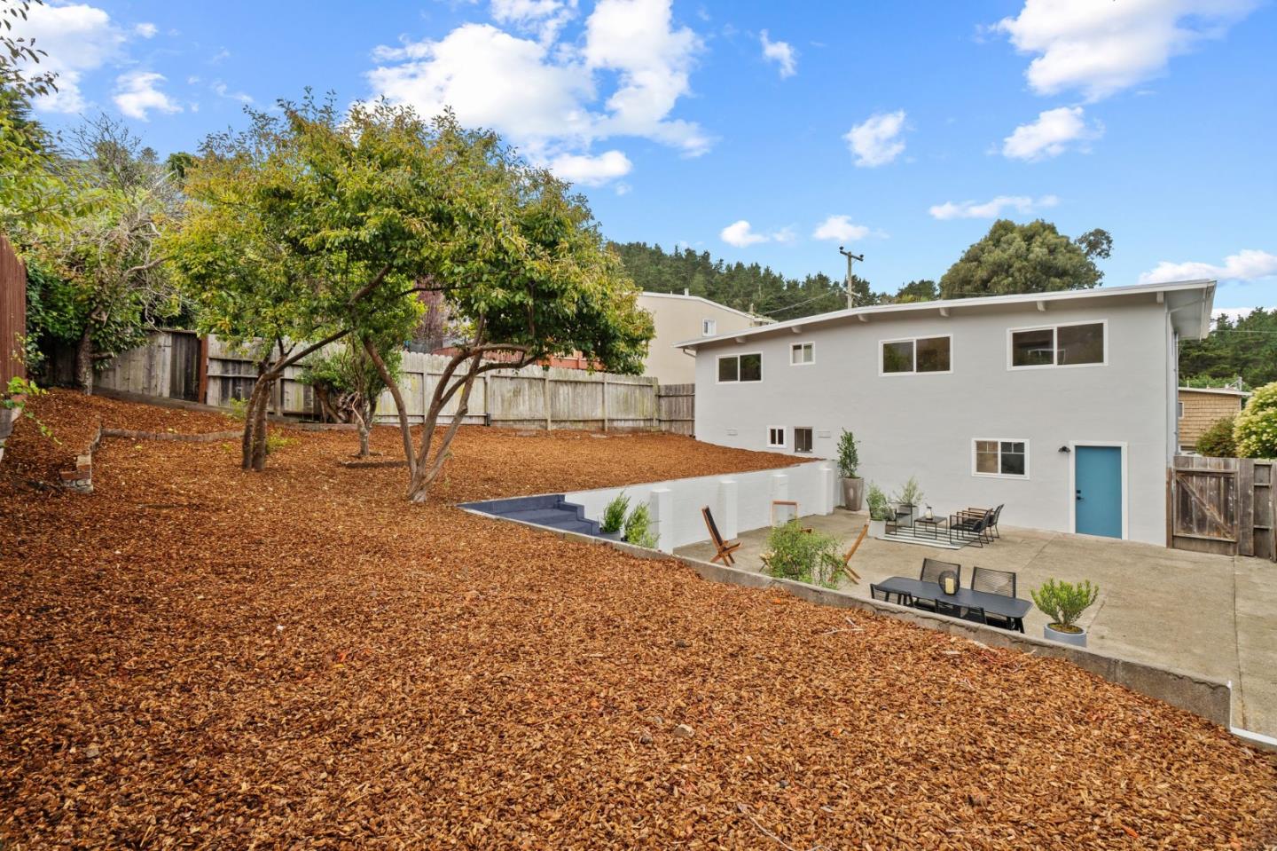 Detail Gallery Image 27 of 31 For 241 Hillside Dr, Pacifica,  CA 94044 - 3 Beds | 2 Baths