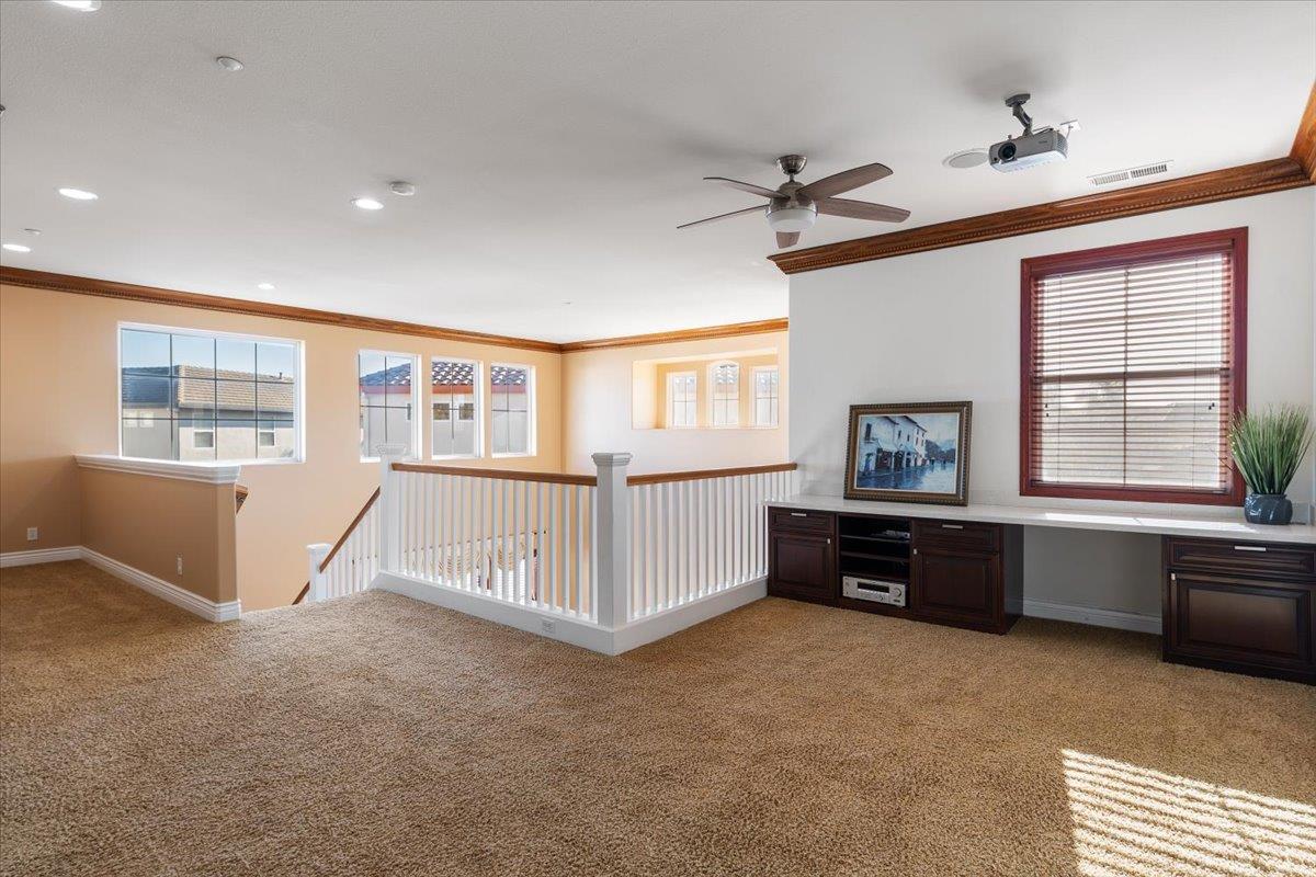 Detail Gallery Image 28 of 61 For 16 Wimbledon Cir, Salinas,  CA 93906 - 6 Beds | 3 Baths