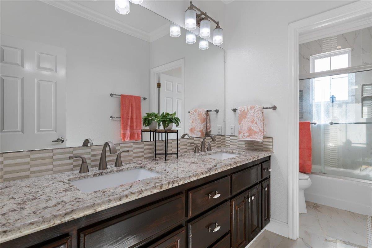 Detail Gallery Image 39 of 61 For 16 Wimbledon Cir, Salinas,  CA 93906 - 6 Beds | 3 Baths