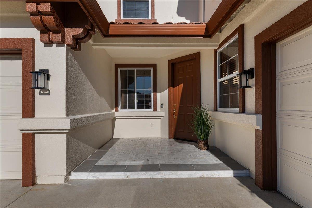 Detail Gallery Image 4 of 61 For 16 Wimbledon Cir, Salinas,  CA 93906 - 6 Beds | 3 Baths