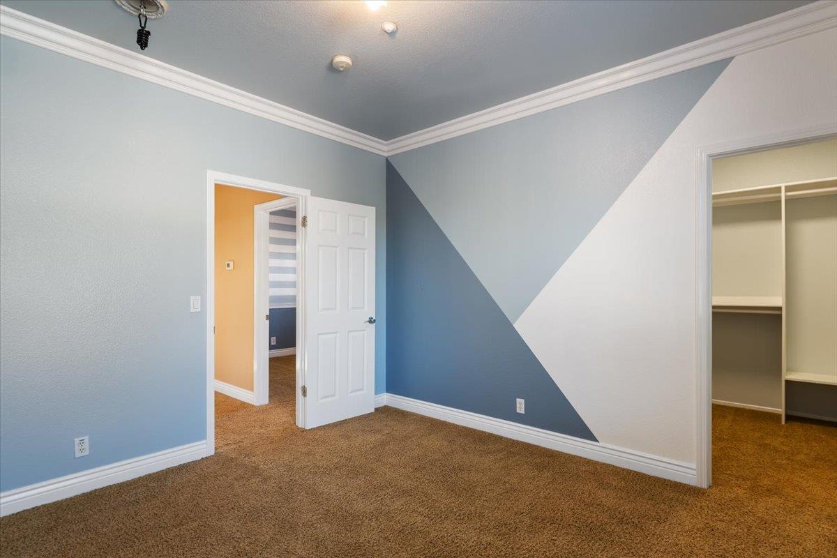 Detail Gallery Image 42 of 61 For 16 Wimbledon Cir, Salinas,  CA 93906 - 6 Beds | 3 Baths