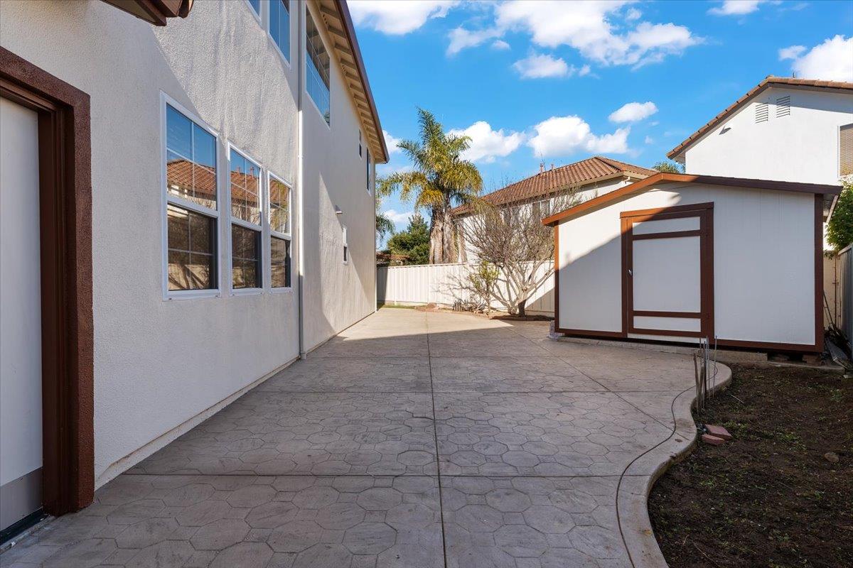 Detail Gallery Image 51 of 61 For 16 Wimbledon Cir, Salinas,  CA 93906 - 6 Beds | 3 Baths