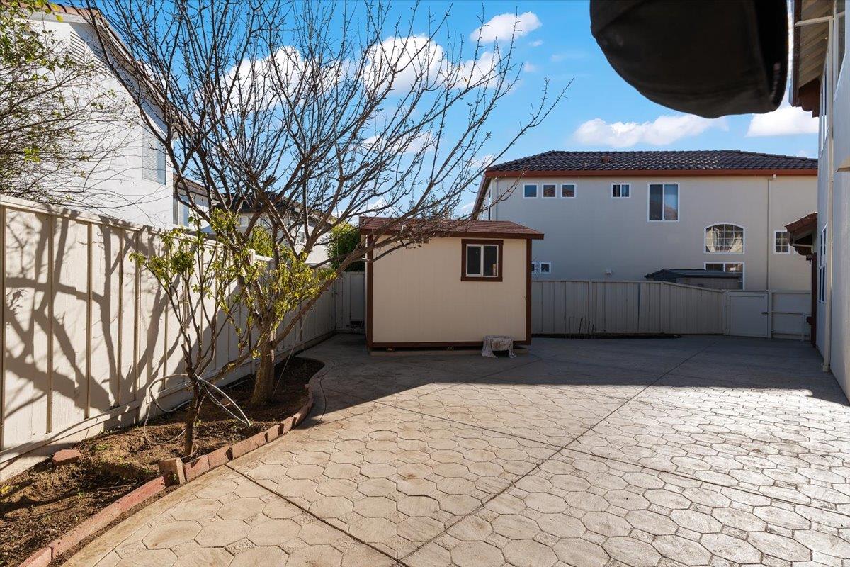 Detail Gallery Image 52 of 61 For 16 Wimbledon Cir, Salinas,  CA 93906 - 6 Beds | 3 Baths