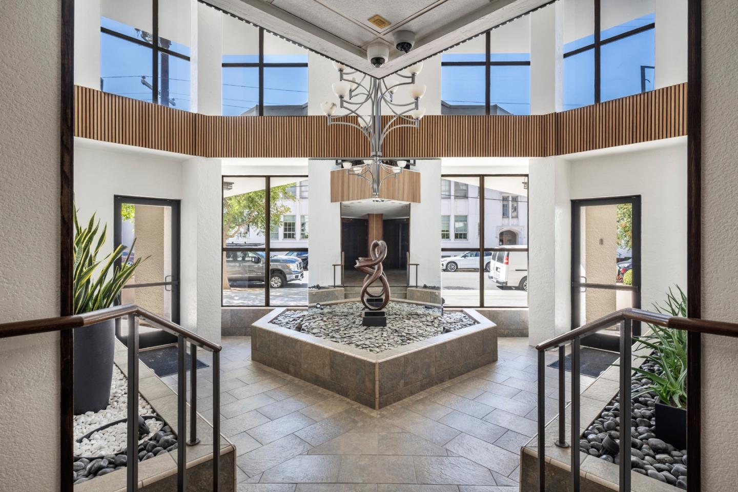 Detail Gallery Image 40 of 48 For 110 Park Rd #103,  Burlingame,  CA 94010 - 2 Beds | 2 Baths