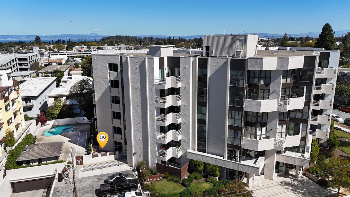 Detail Gallery Image 44 of 48 For 110 Park Rd #103,  Burlingame,  CA 94010 - 2 Beds | 2 Baths