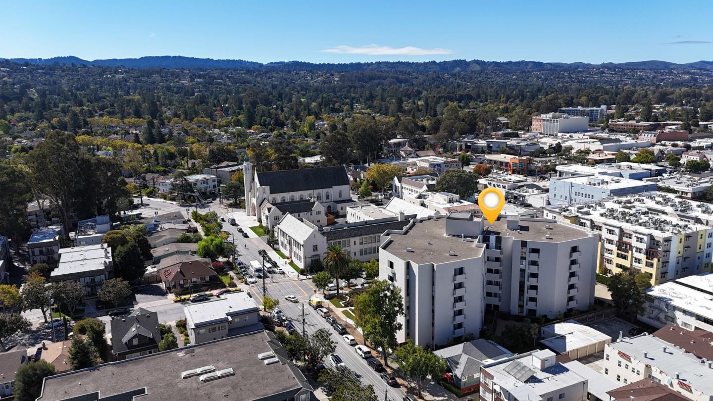 Detail Gallery Image 47 of 48 For 110 Park Rd #103,  Burlingame,  CA 94010 - 2 Beds | 2 Baths