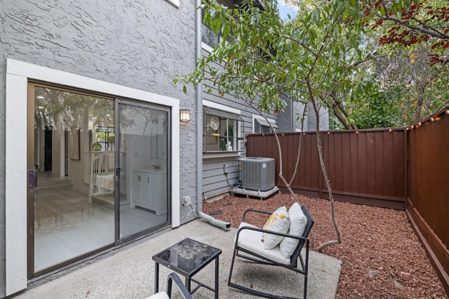 Detail Gallery Image 30 of 32 For 1152 Capri, Campbell,  CA 95008 - 3 Beds | 2 Baths