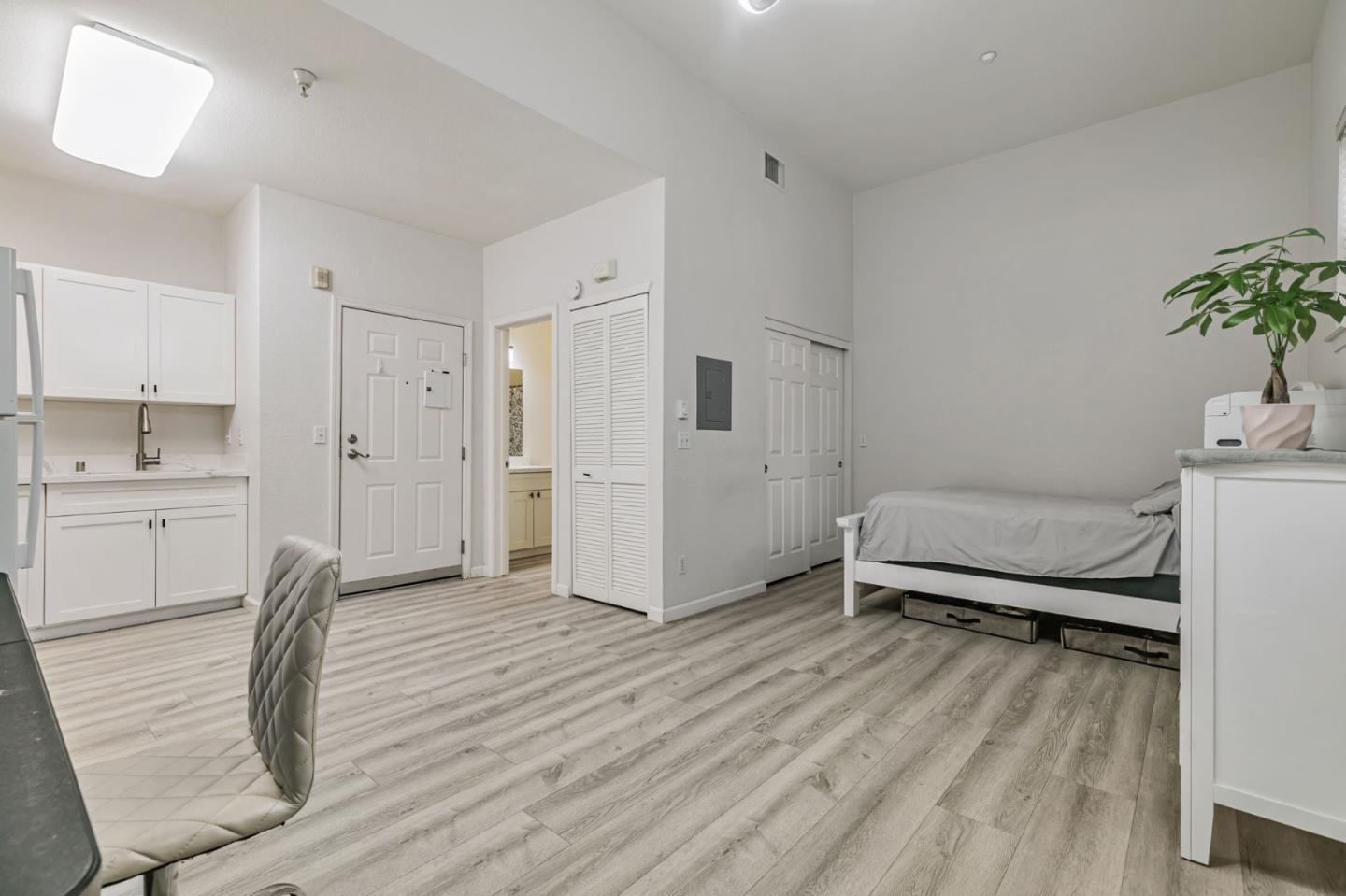 Detail Gallery Image 12 of 21 For 516 Martha St #101,  San Jose,  CA 95112 - 1 Beds | 1 Baths