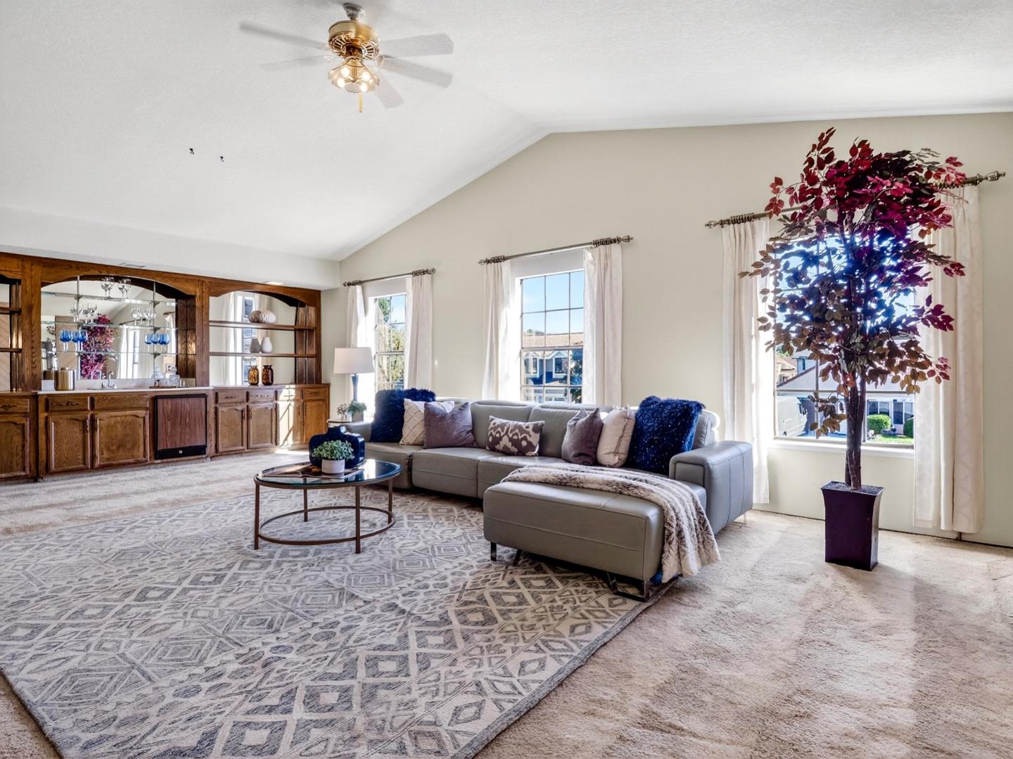 Detail Gallery Image 12 of 35 For 1075 Crosspoint Ct, San Jose,  CA 95120 - 4 Beds | 3 Baths