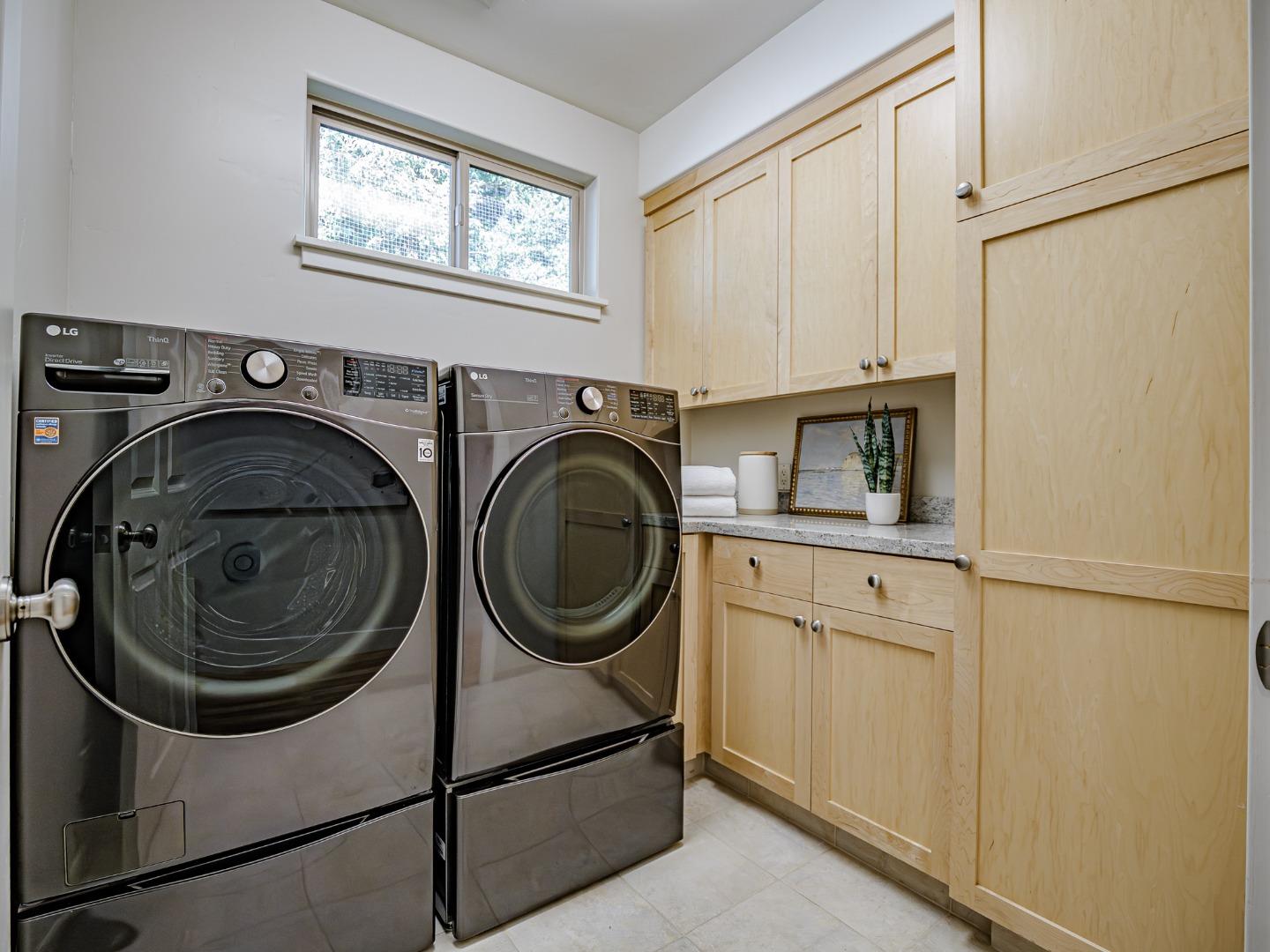 Detail Gallery Image 23 of 42 For 1901 Glenwood Dr, Scotts Valley,  CA 95066 - 3 Beds | 2/1 Baths