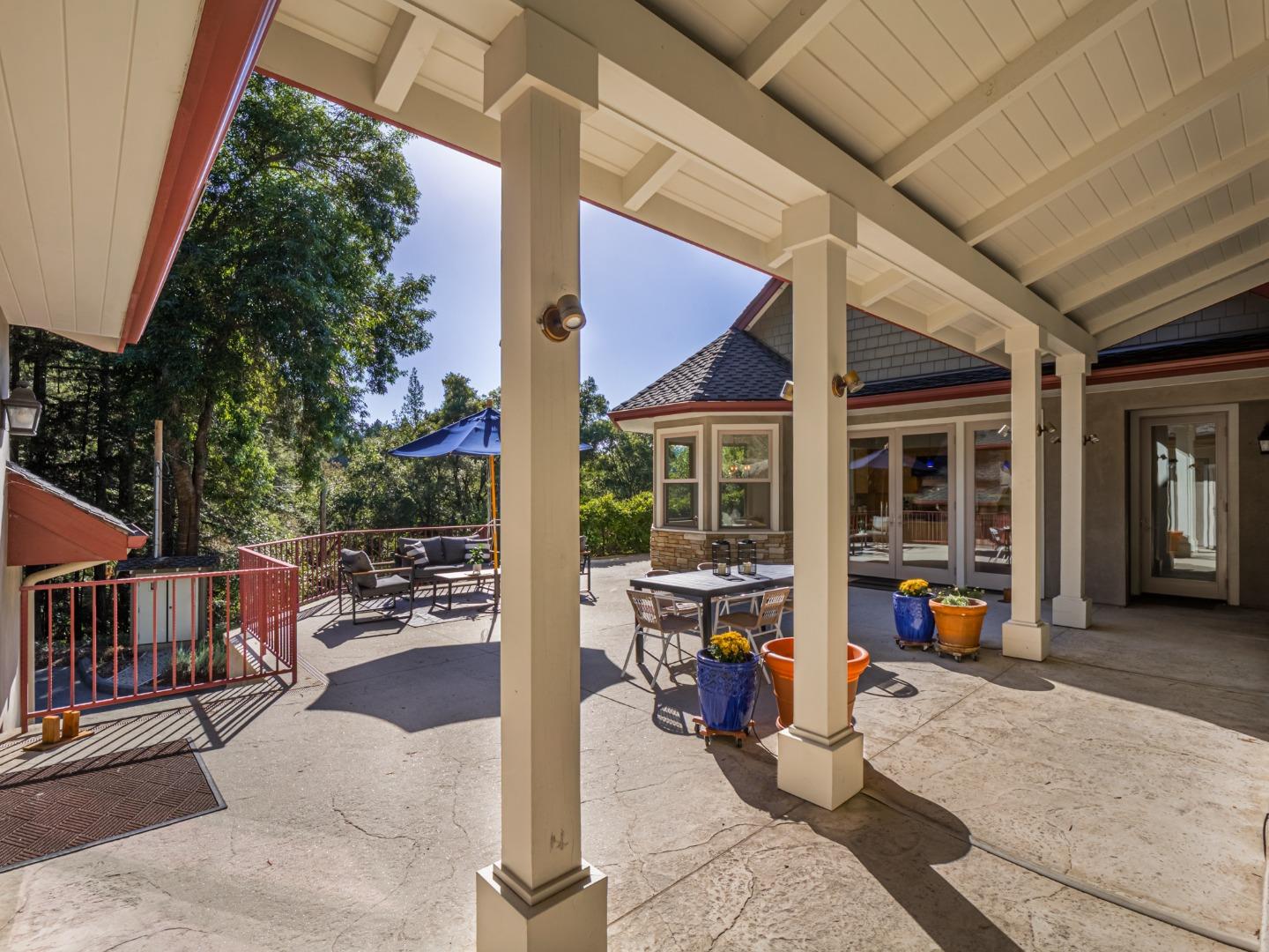 Detail Gallery Image 26 of 42 For 1901 Glenwood Dr, Scotts Valley,  CA 95066 - 3 Beds | 2/1 Baths