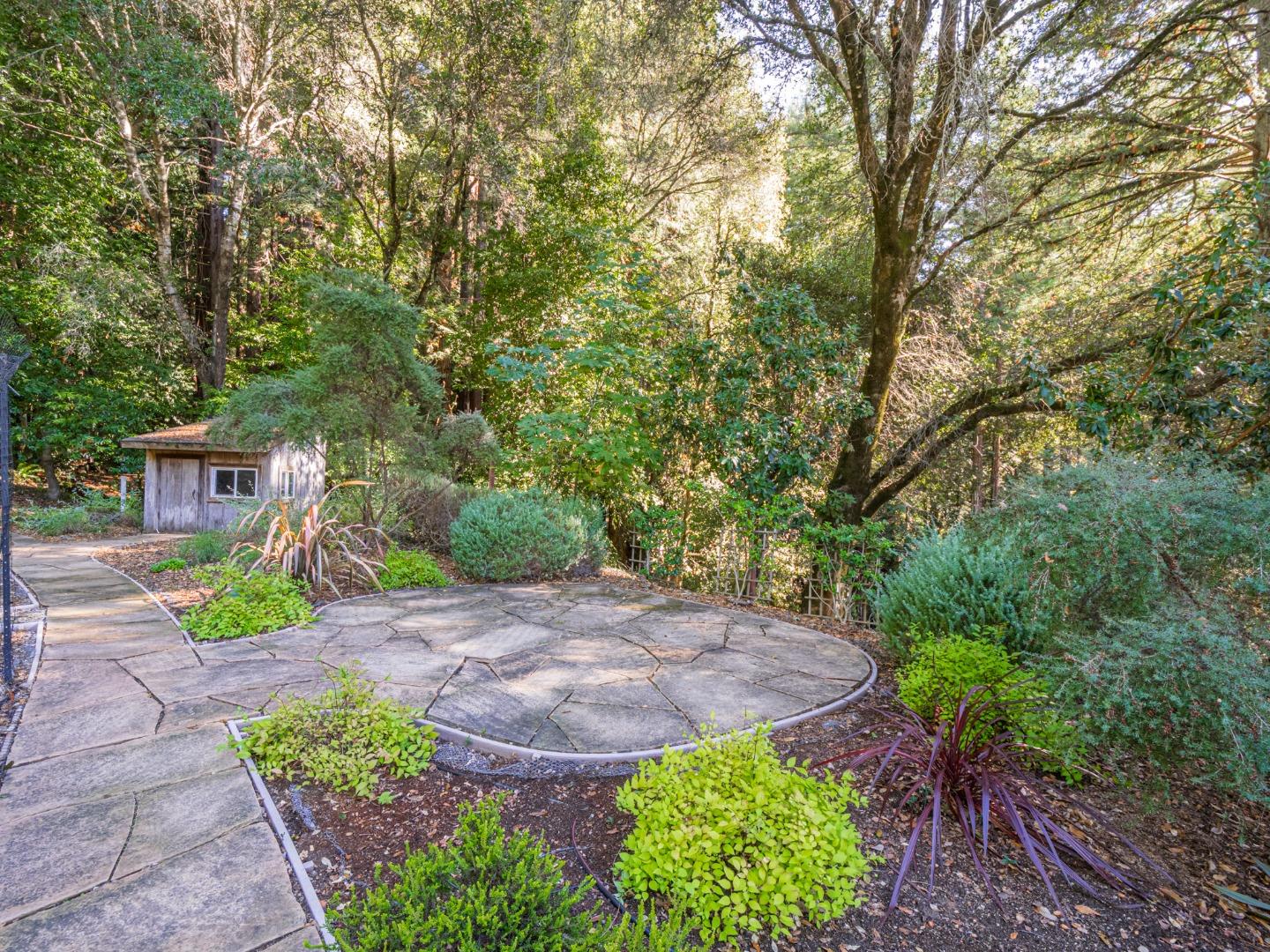 Detail Gallery Image 33 of 42 For 1901 Glenwood Dr, Scotts Valley,  CA 95066 - 3 Beds | 2/1 Baths