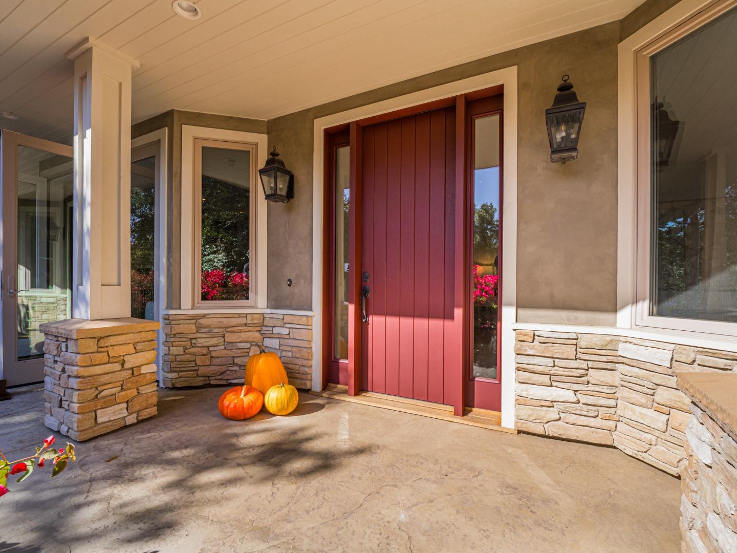 Detail Gallery Image 4 of 42 For 1901 Glenwood Dr, Scotts Valley,  CA 95066 - 3 Beds | 2/1 Baths