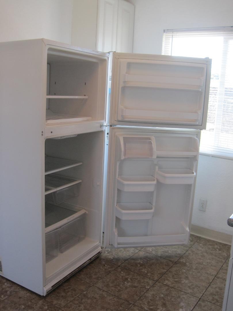 Detail Gallery Image 7 of 21 For 1225 Beacon Ave, San Mateo,  CA 94401 - 2 Beds | 1 Baths