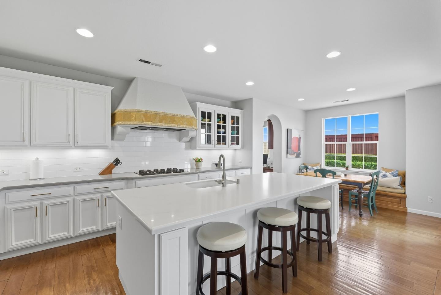 Detail Gallery Image 16 of 32 For 7260 Eagle Ridge Dr, Gilroy,  CA 95020 - 3 Beds | 3 Baths