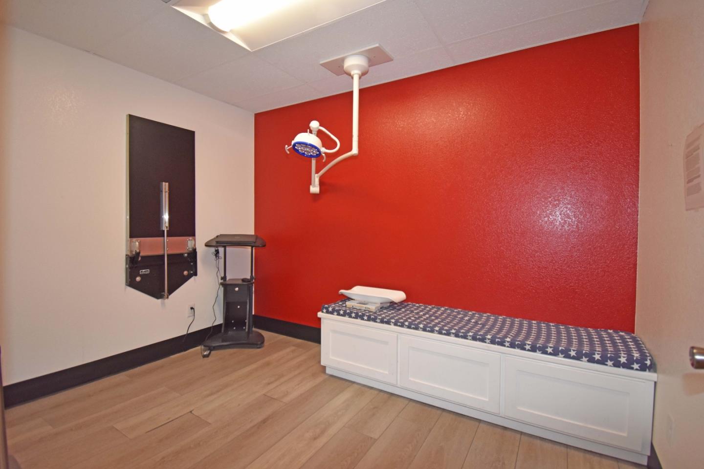 Detail Gallery Image 11 of 13 For 28 East St, Hollister,  CA 95023 - – Beds | – Baths