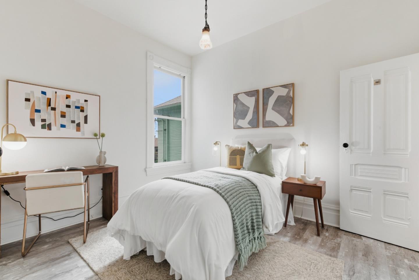 Detail Gallery Image 19 of 41 For 740 59th St, Oakland,  CA 94609 - – Beds | – Baths