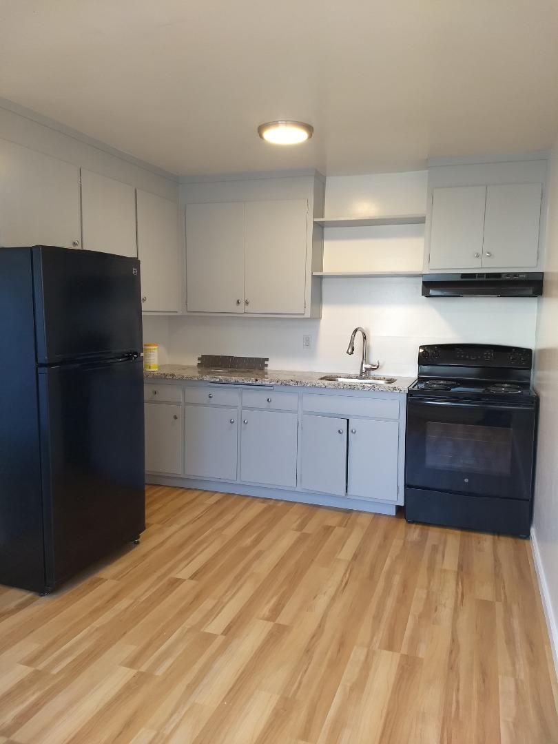 Detail Gallery Image 16 of 29 For 5963 Maccall, Oakland,  CA 94609 - – Beds | – Baths